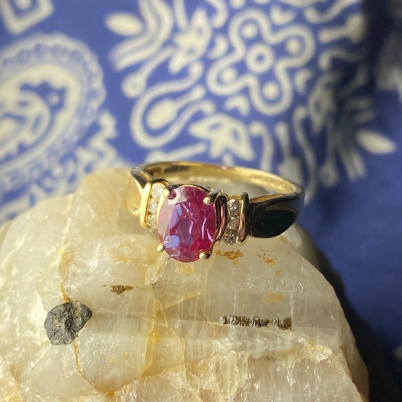 14k Yellow Gold Diamond and Alexandrite Ring - Picture 7 of 16